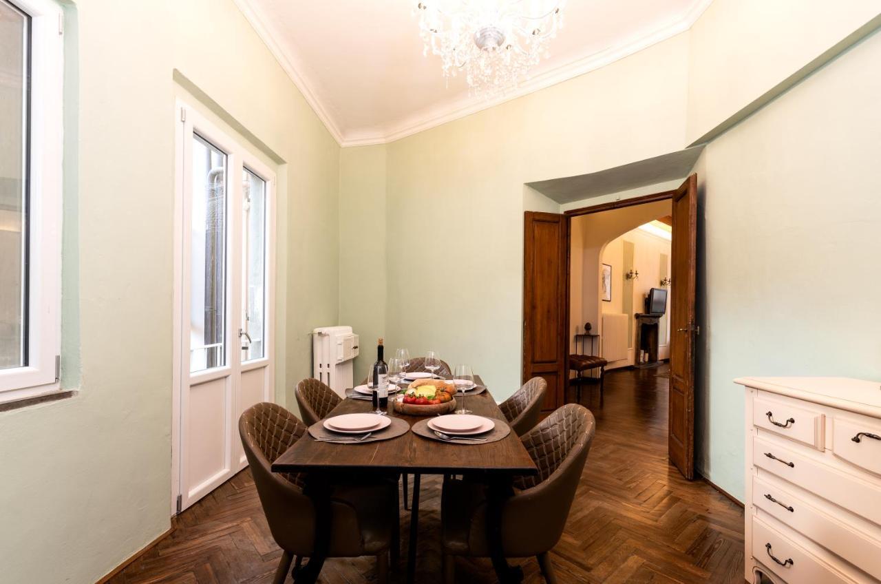 Historic Center Palace - Huge 4 Bedrooms Santa Croce - By Likehomeflorence Apartment *